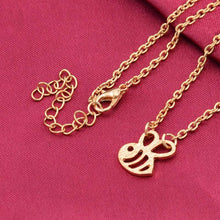 Cute Bee Necklace in Gold, Silver and Rose Gold